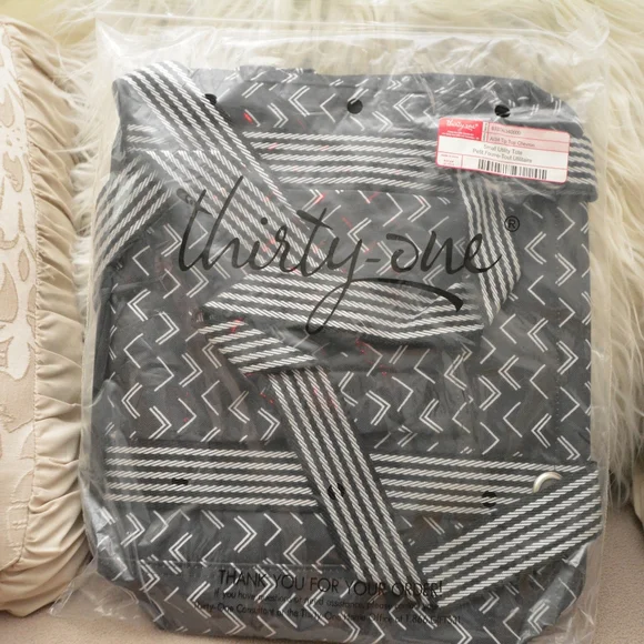 Thirty-One Gifts Tip Top Chevron Small Utility Tote